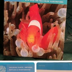 Simon + SchustersGuide To Freshwater and Marine Aquarium FishesIncluding plant